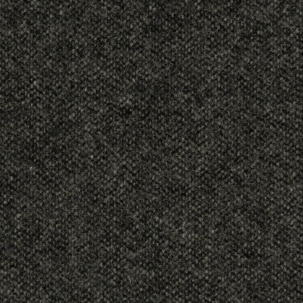 0476 - Dark Charcoal
