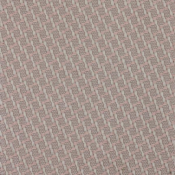 607