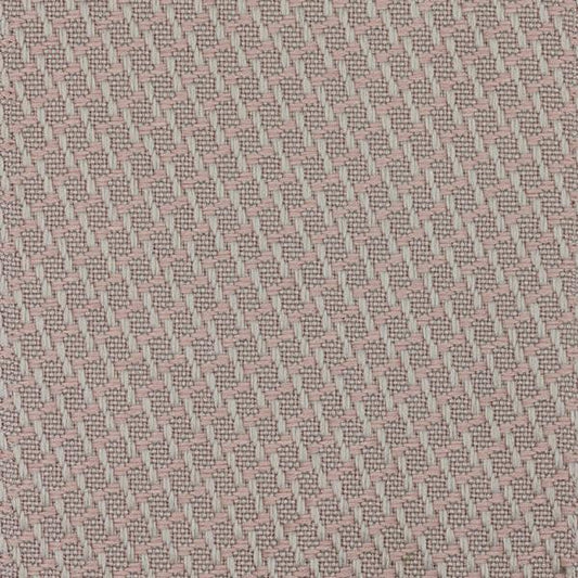 607